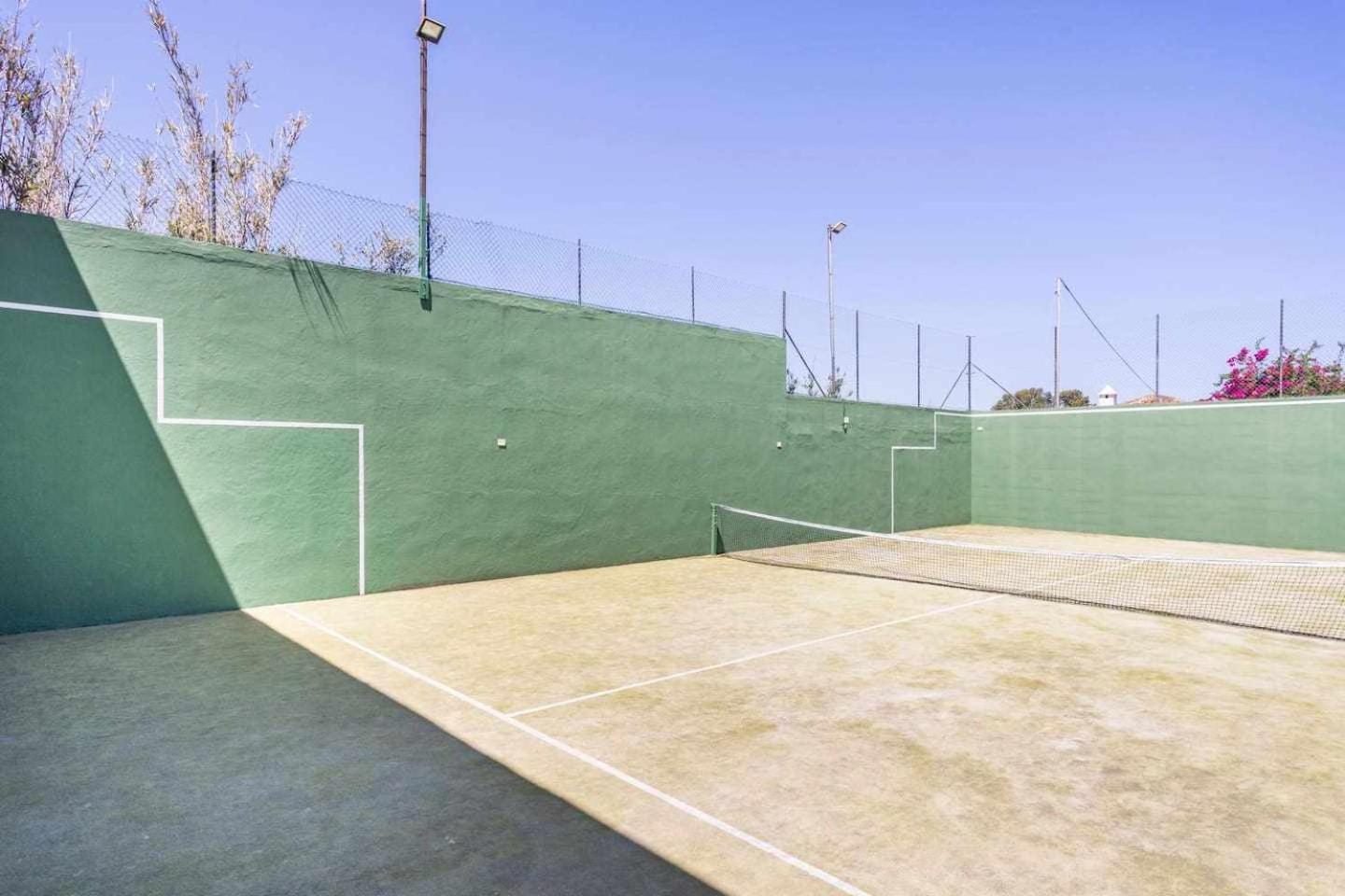 Casa Con Jardin Para Familias Y Grupos 特格斯特 外观 照片