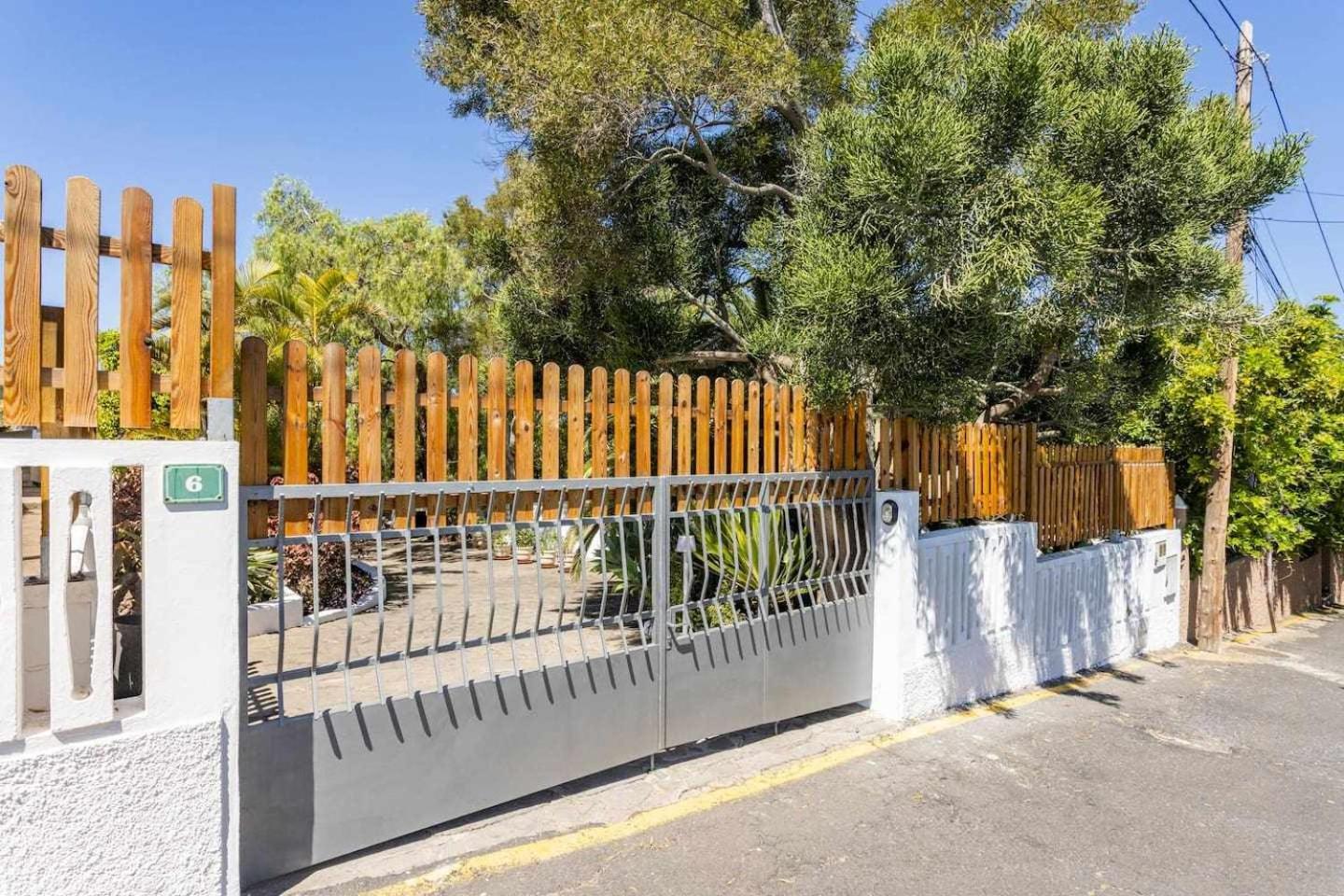 Casa Con Jardin Para Familias Y Grupos 特格斯特 外观 照片